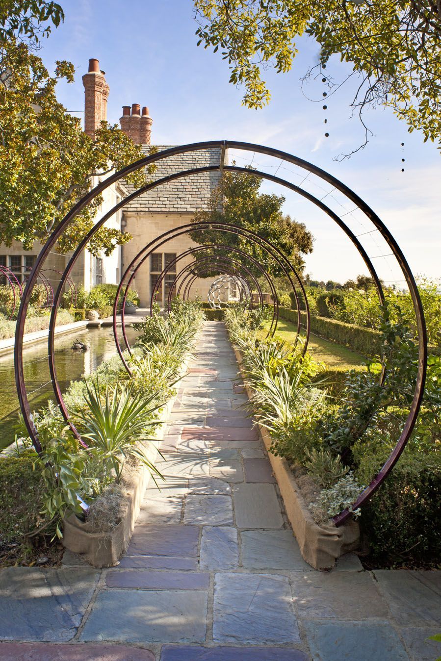 Grange Contemporary Garden Arch Kebur