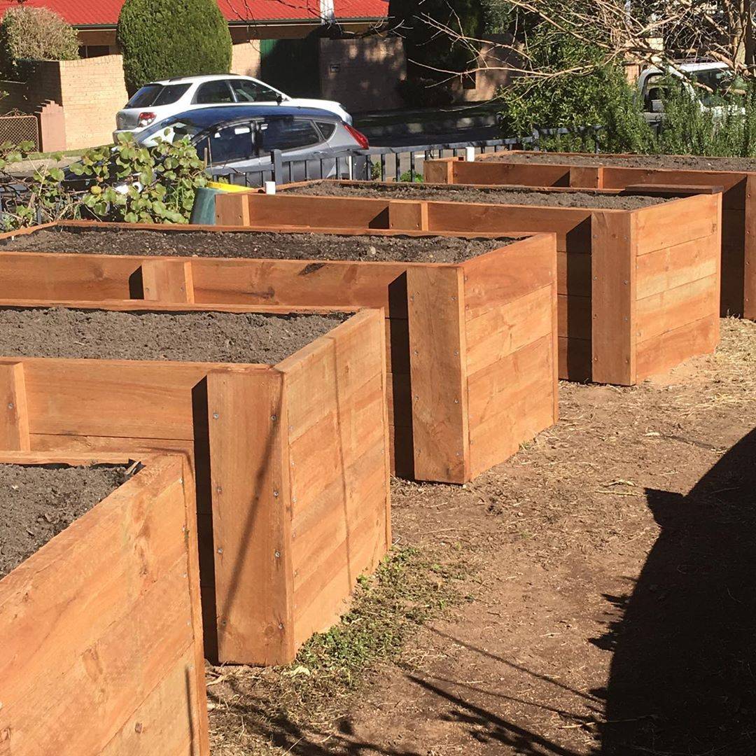 Diy Self Watering Wicking Garden Bed