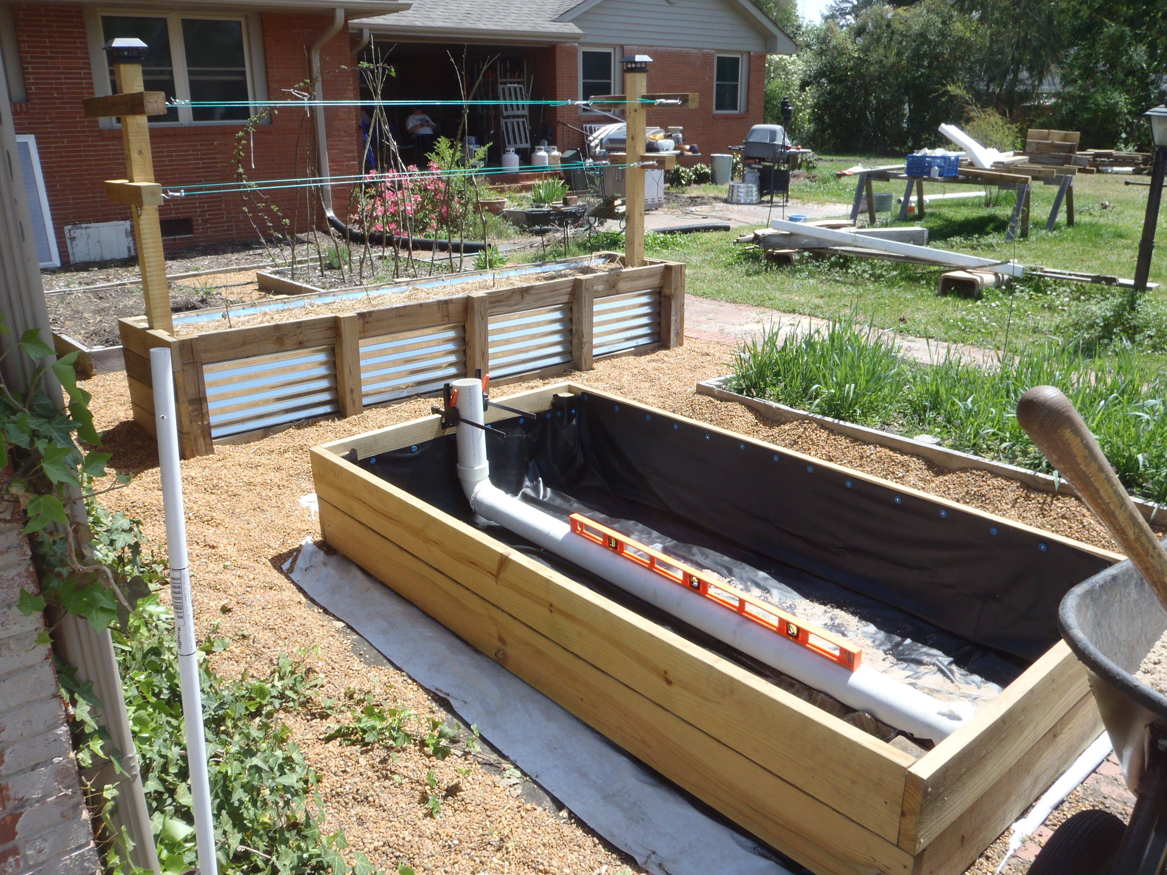 Raised Garden Wicking Bed Design