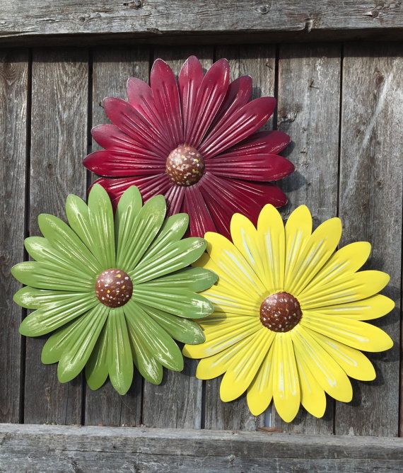 Metal Wall Flowers Garden Wall Art Lime Green