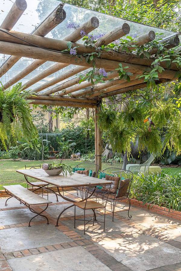 Inspiring Bamboo Pergola Ideas