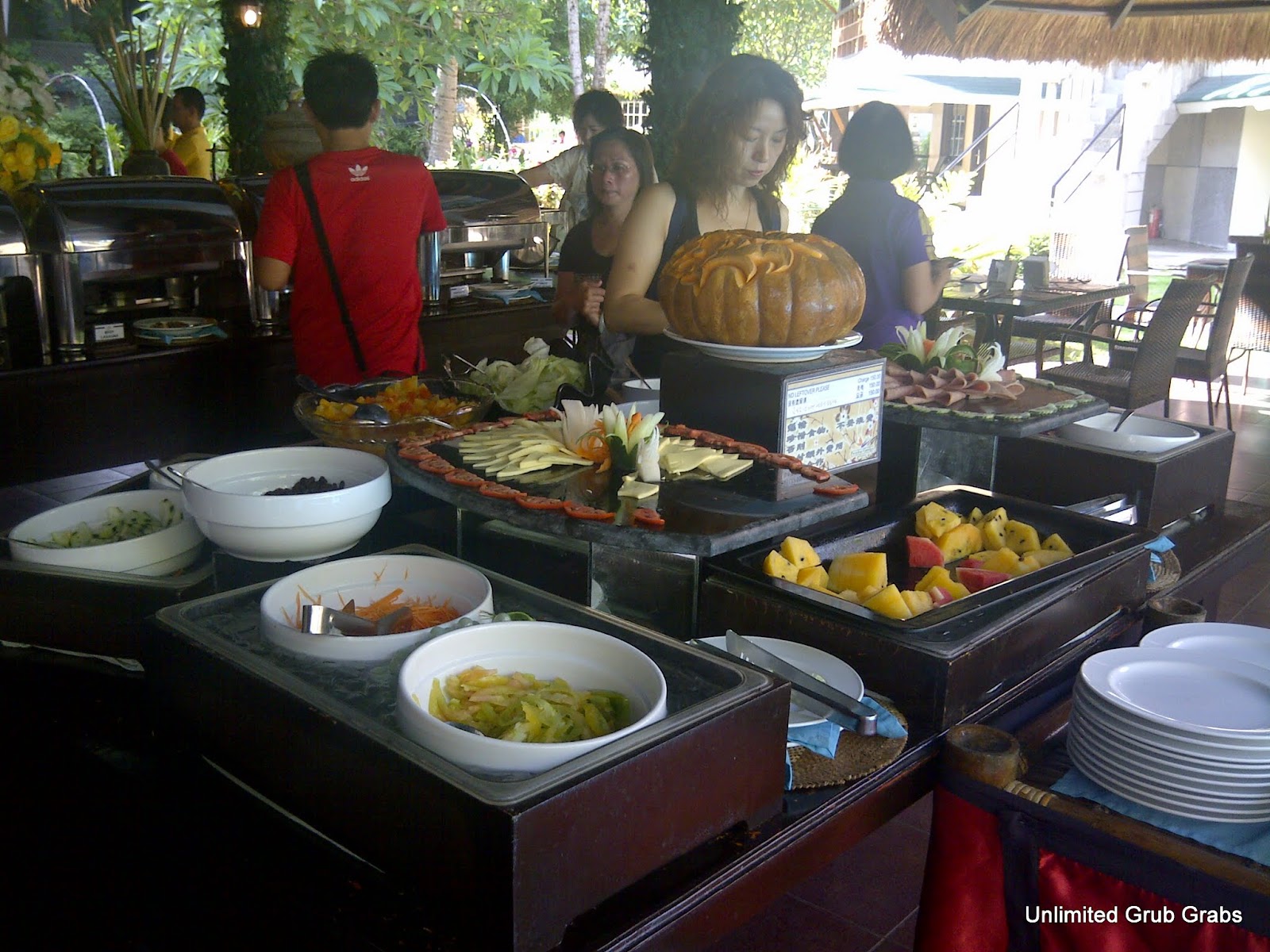 14 Paradise Garden Buffet Ideas For This Year SharonSable