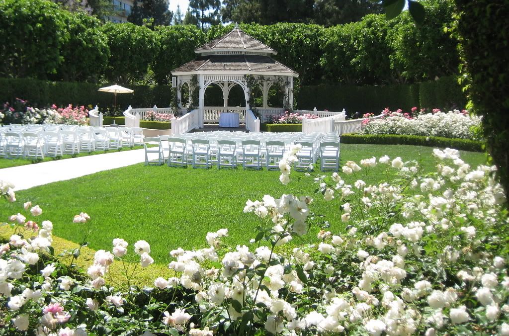 Rose Court Garden Married At Disneyland