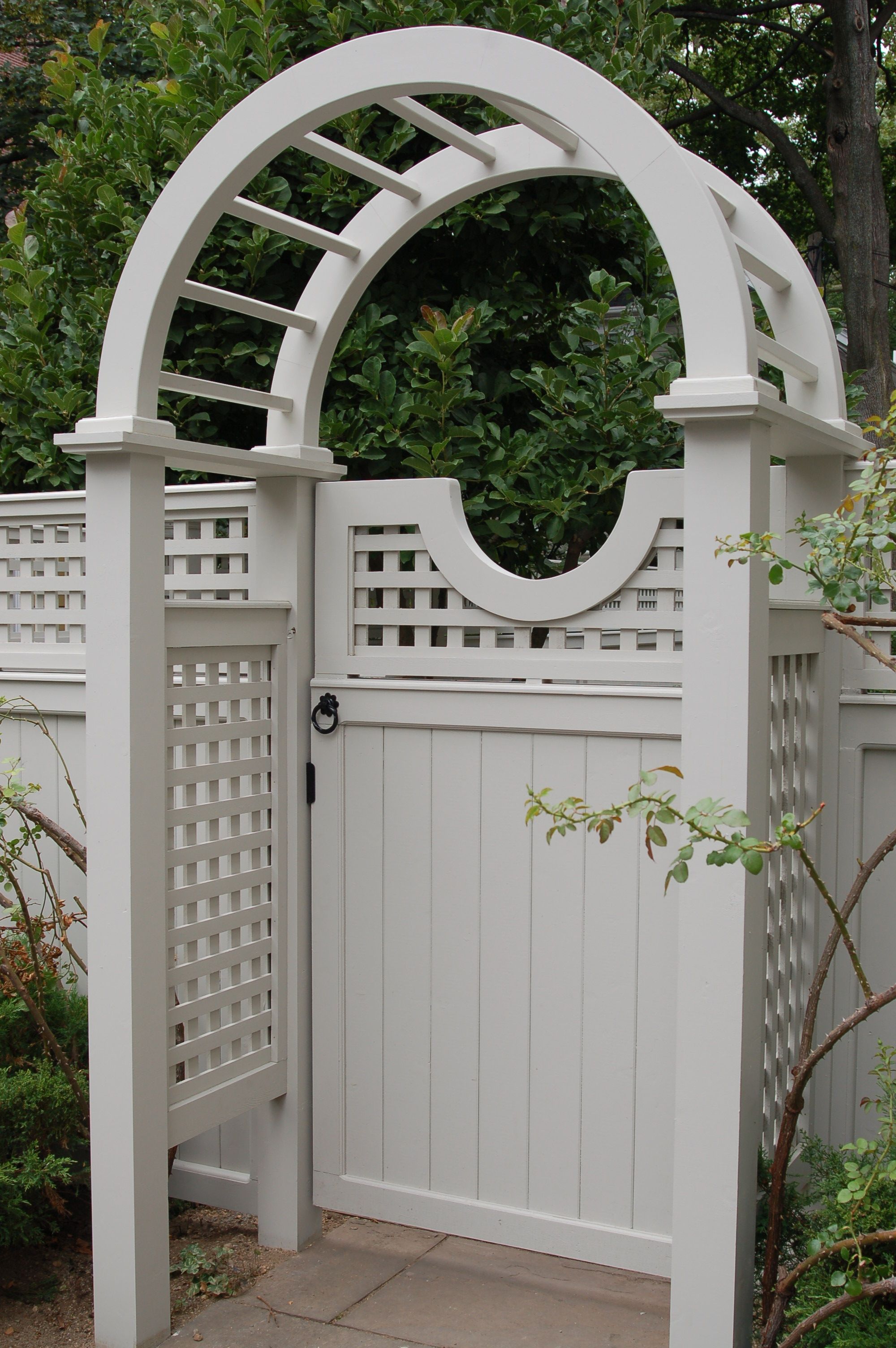 Metal Arbor Garden Entrance Arched Arbors