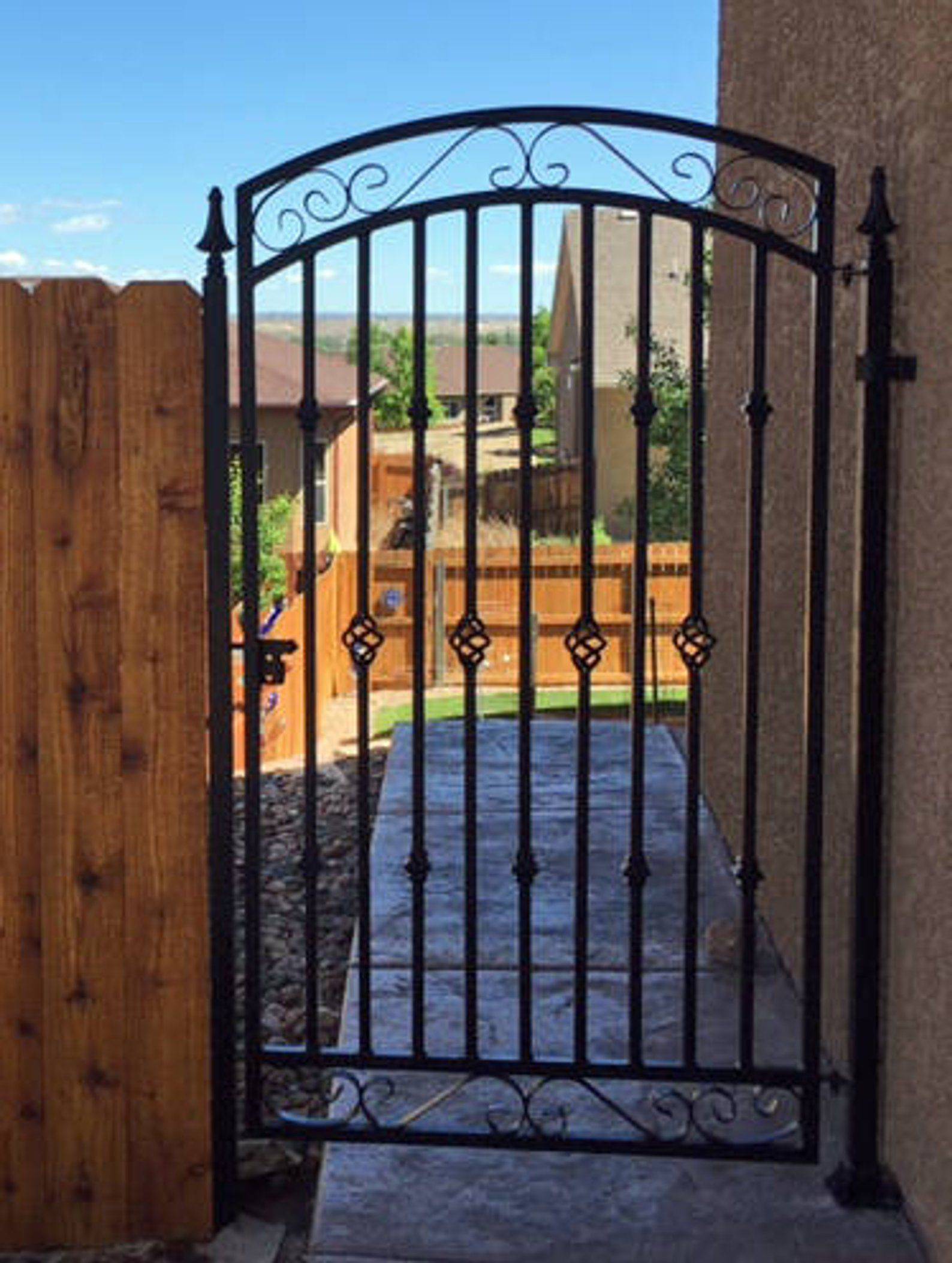 Awesome Front Gate Design Ideas