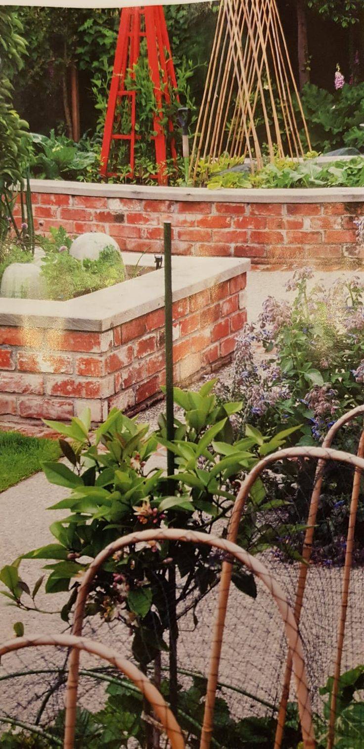 Pavilion Dream Garden