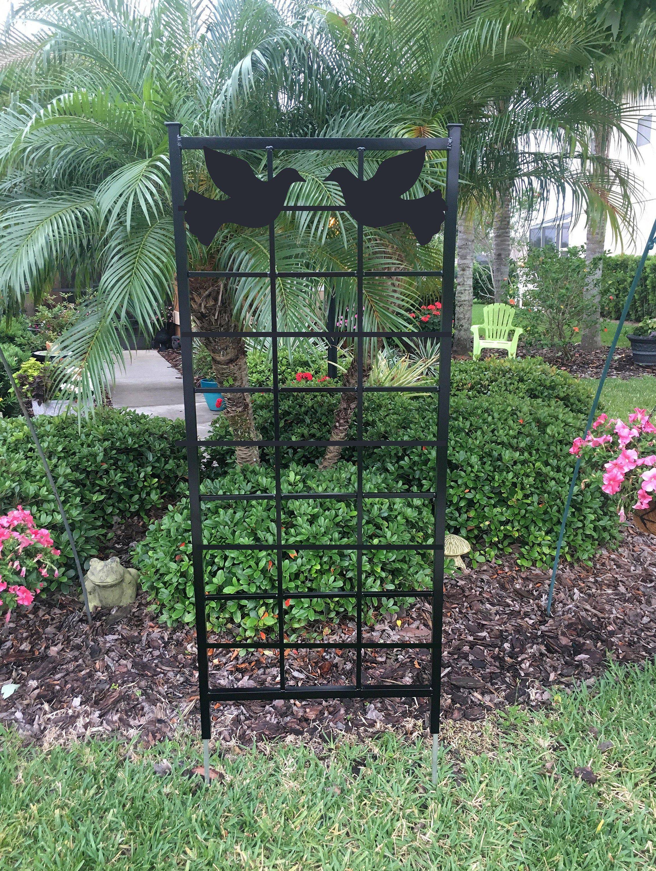 Classic Metal Garden Wall Mounted Trellis