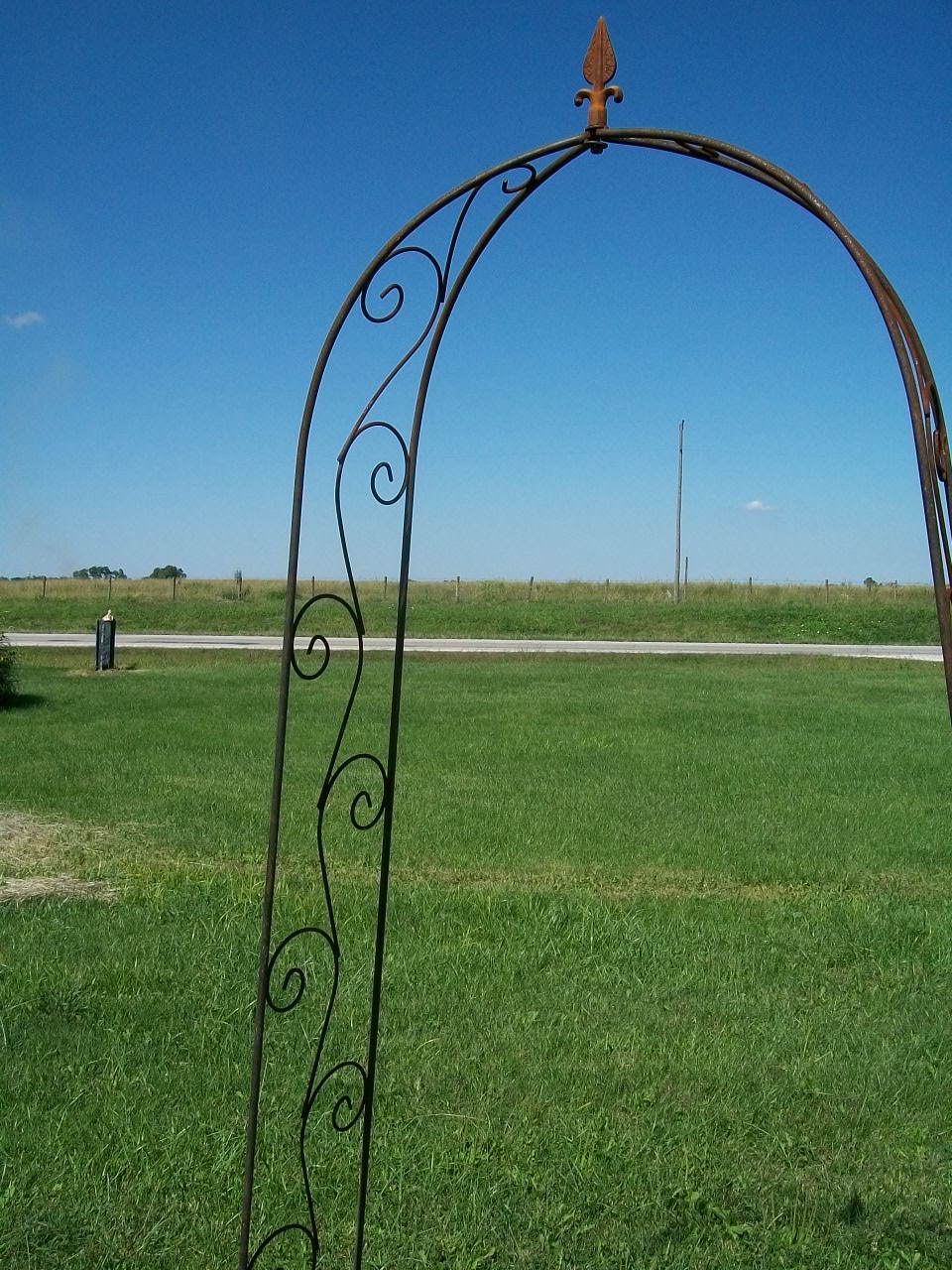 Wrought Iron Narrow Arch