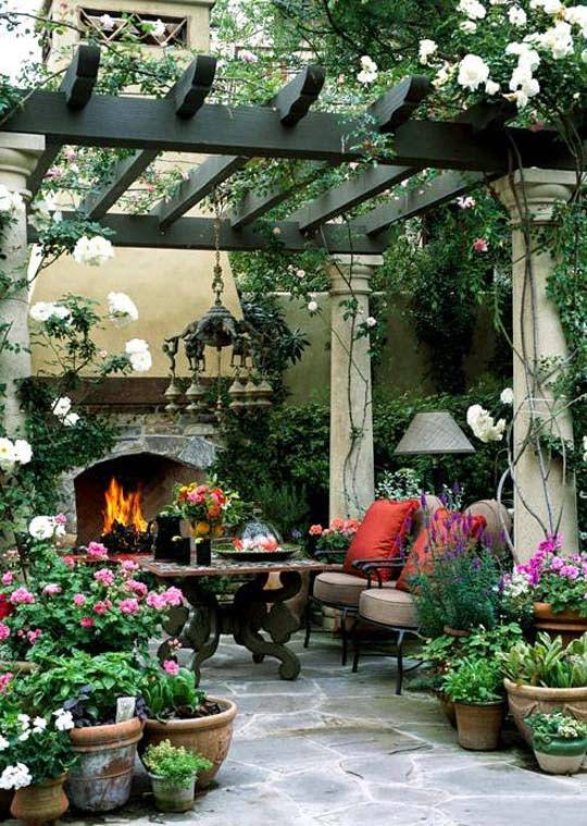 Simple And Beautiful Front Yard Pathways