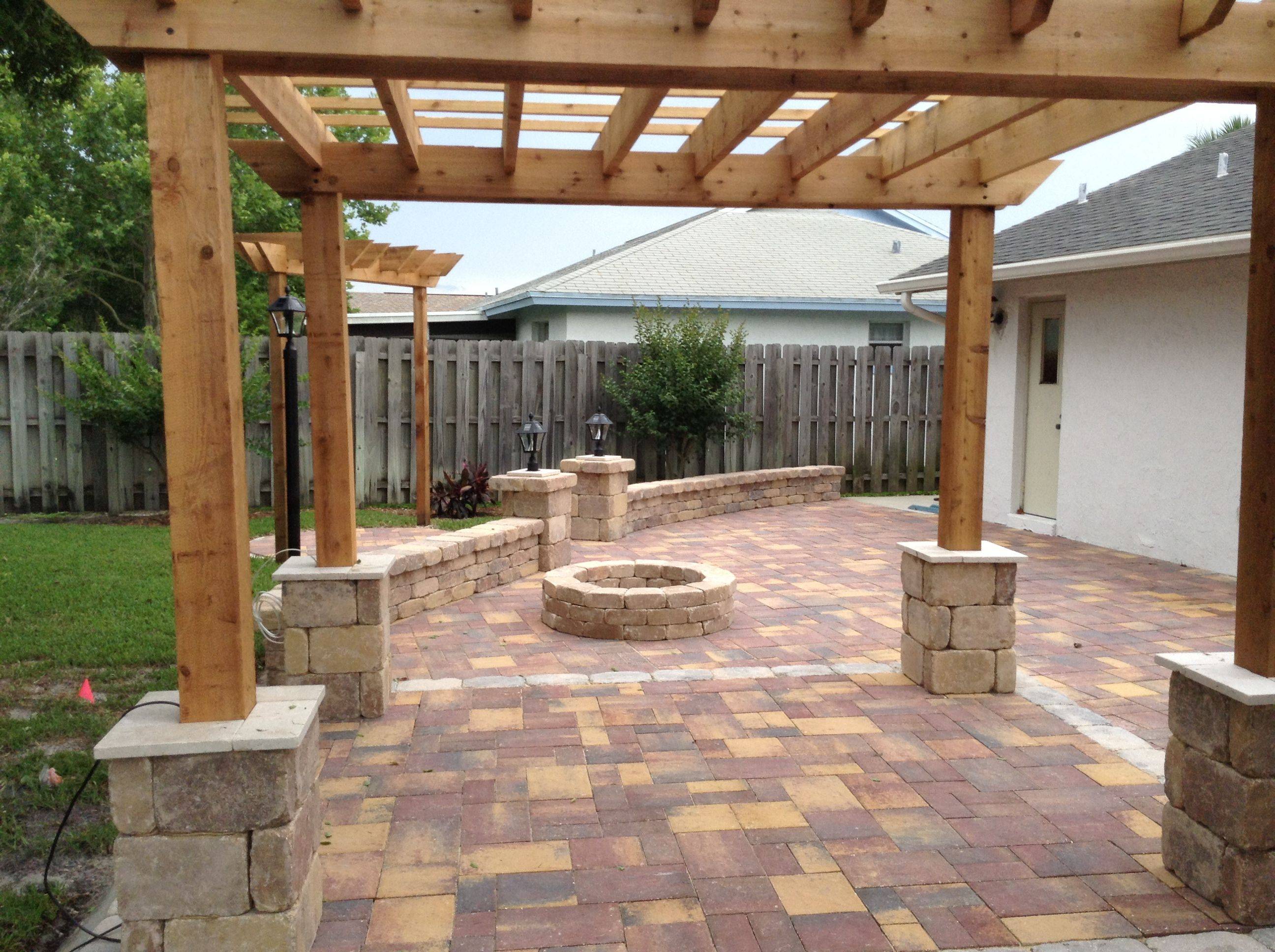 Wonderful Outdoor Room Backyard Pergola Design Ideas