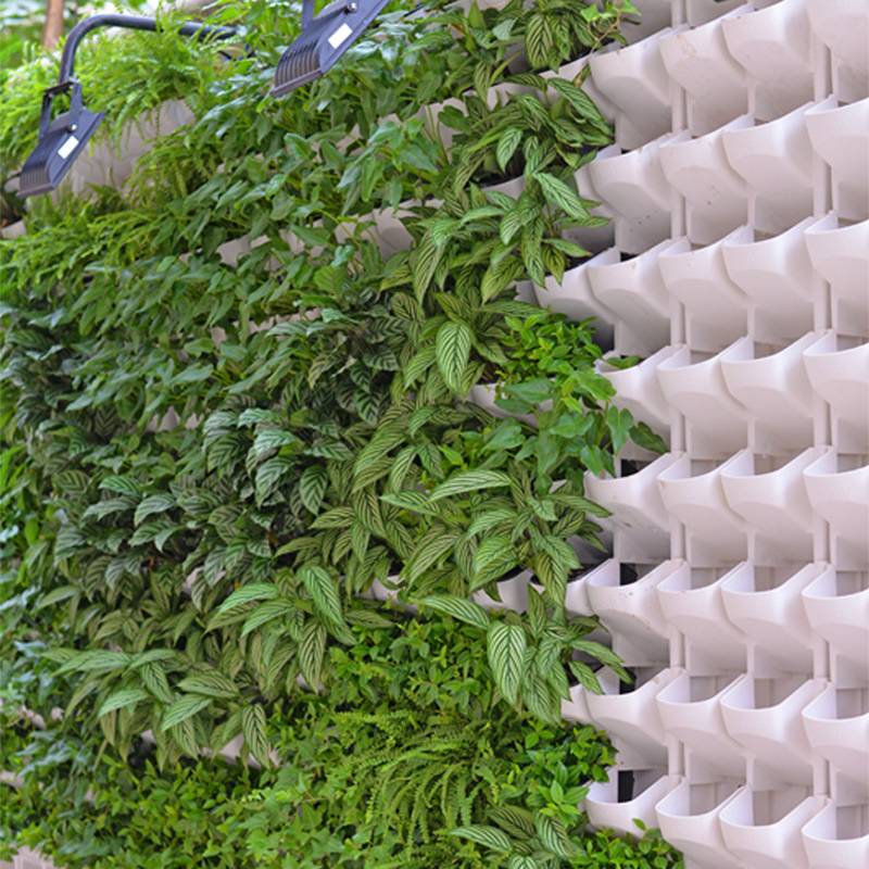 Green Sun Garden Selfwatering Vertical Planter