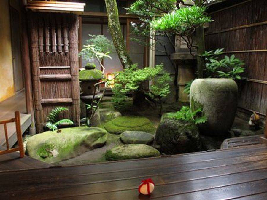 Cozyjapanesecourtyardwithsmallponds Homemydesign