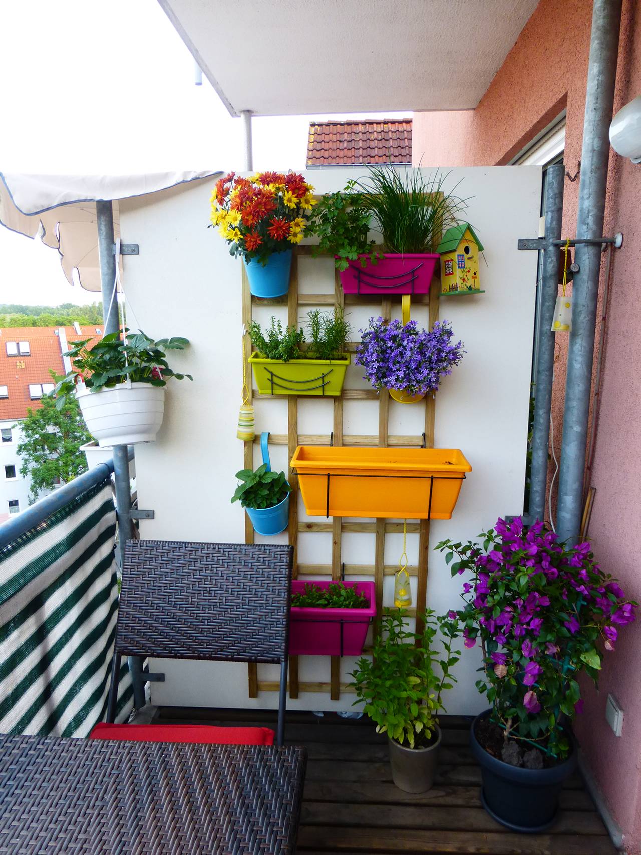 Small Apartment Unique Balcony
