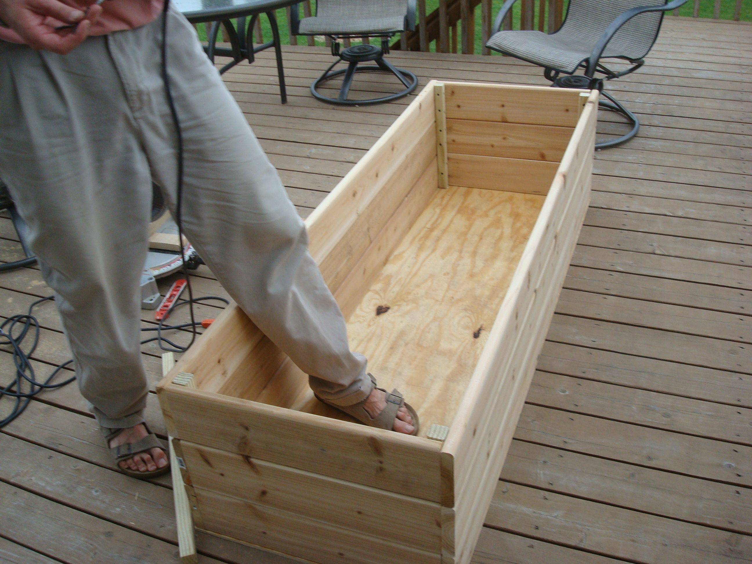 Elevated Cedar Planter Box