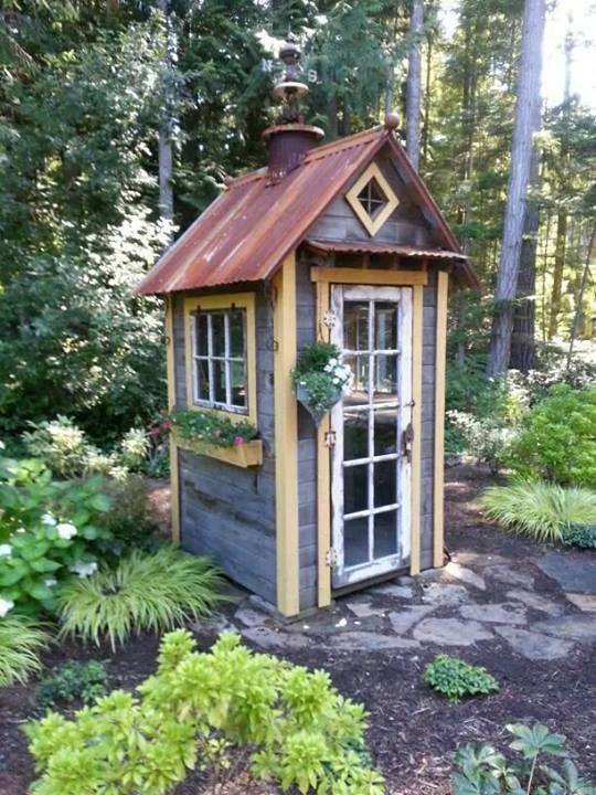 Lovely And Cute Garden Shed Design Ideas