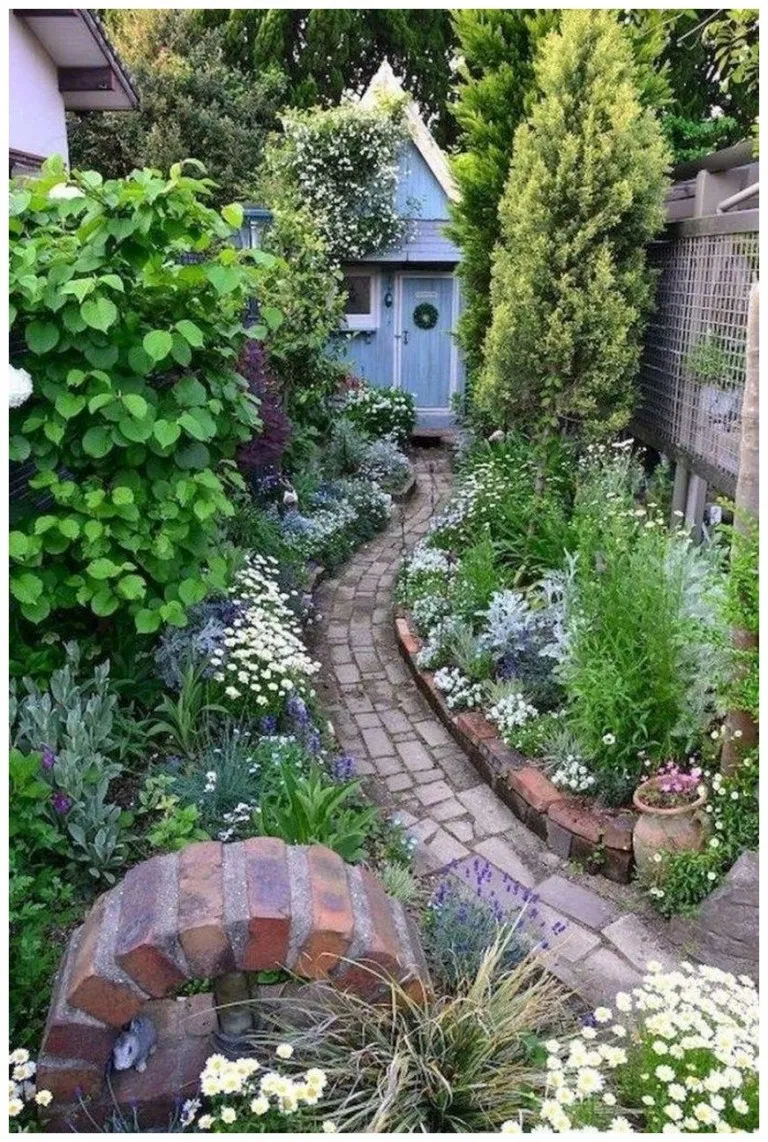 Super Cute Small Garden Ideas