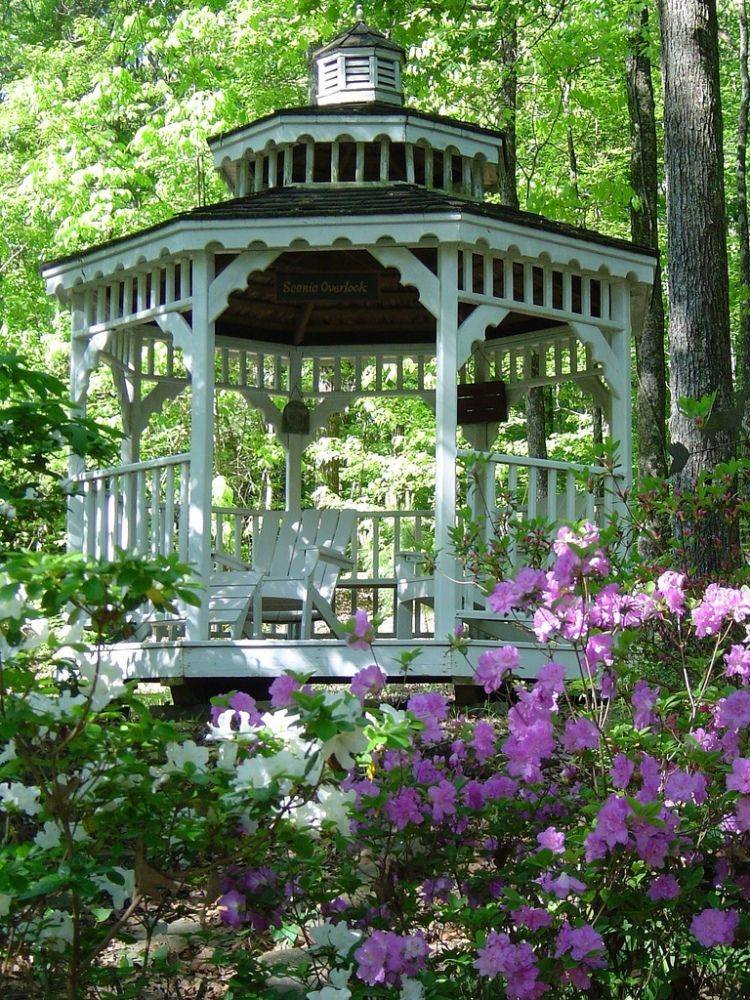 This Amazing Gazebo Makeover