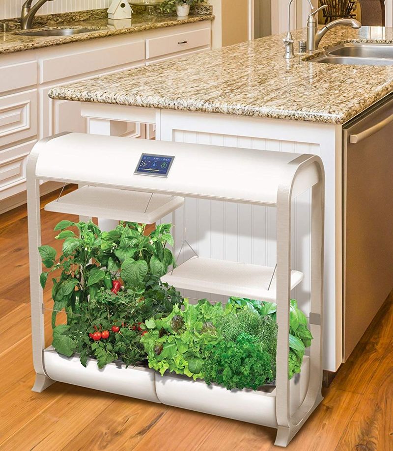 Aerogarden Farm Plus Hydroponic Garden