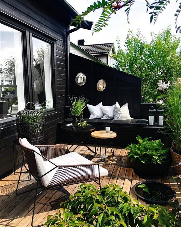 Awesome Balcony Gardens Ideas