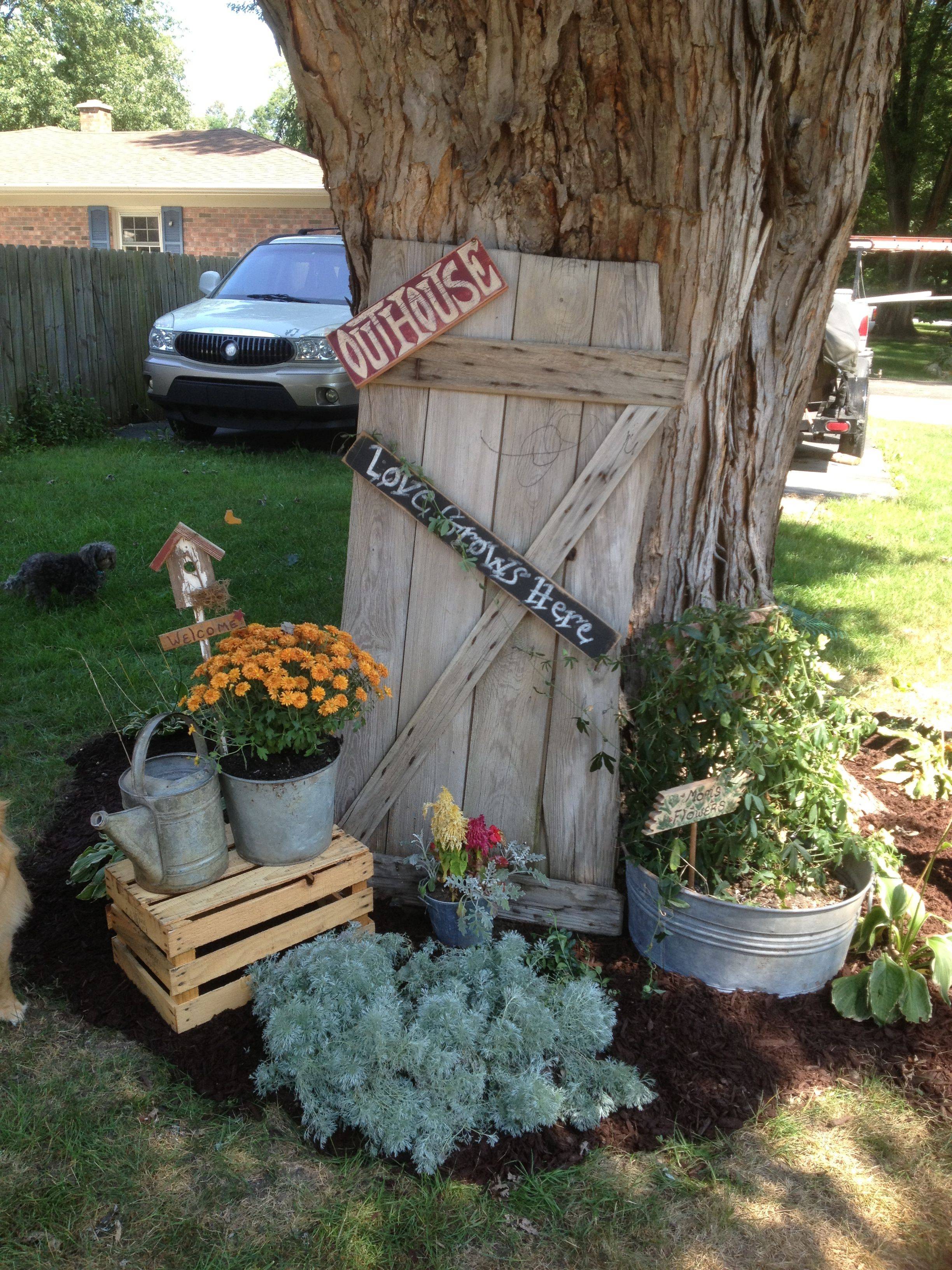 Primitive Garden Decor