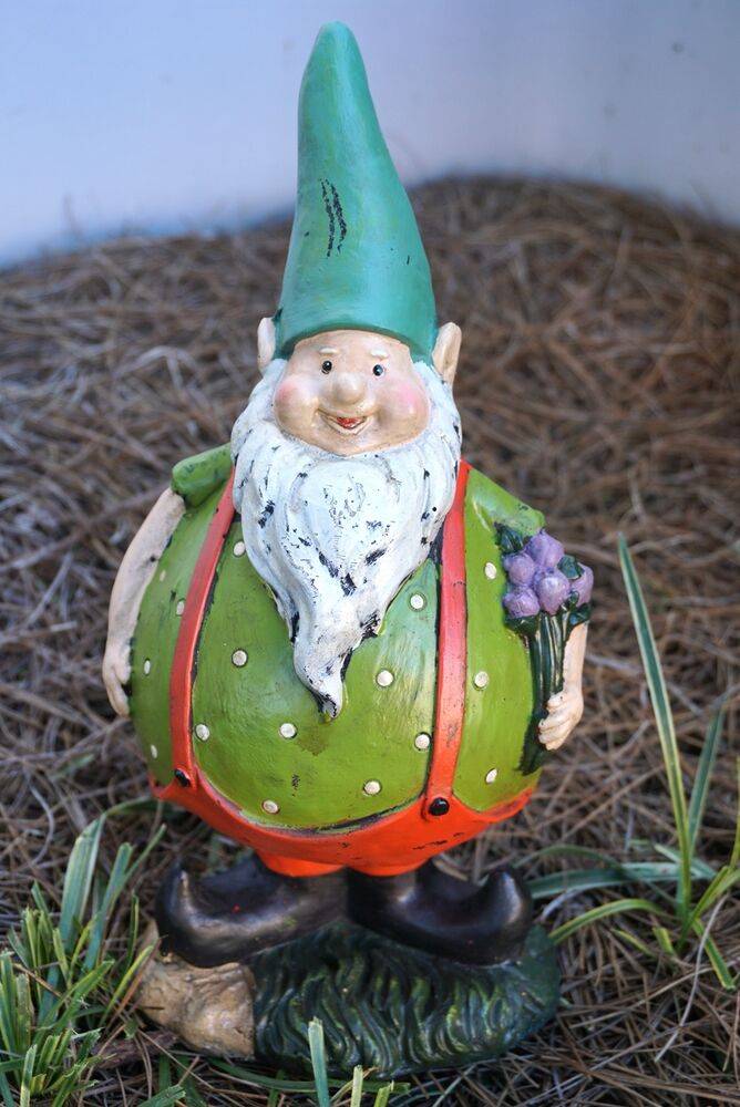 Toyvian Garden Gnome Statue Resin Gnome Figurine Scandinavian Tomte