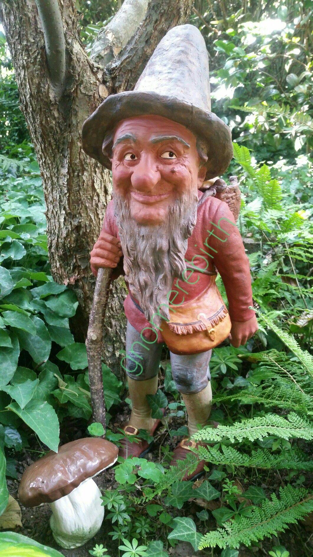 Garden Gnomes Statue Decorations Ideas