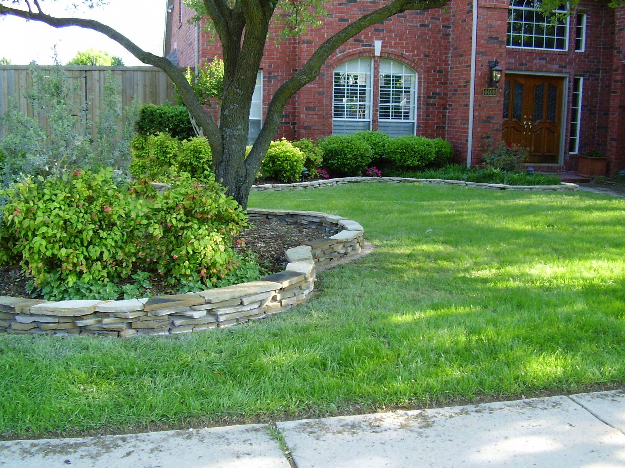 Gorgeous Stone Garden Edging Design Ideas