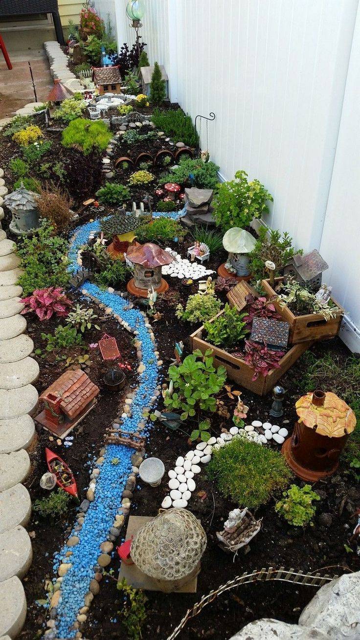 Japanese Miniature Garden Arbor