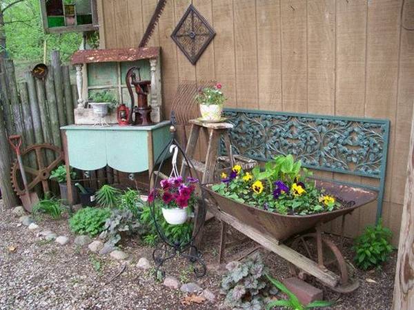 Best Vintage Garden Decor Ideas