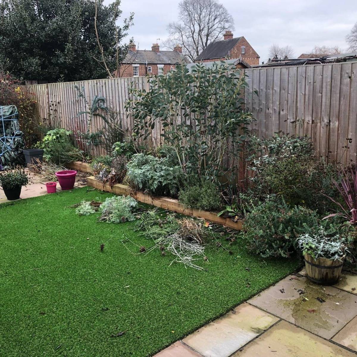 Easy Lowmaintenance Garden Ideas