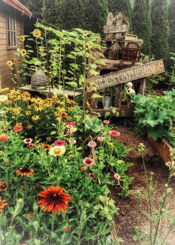 Prim Garden Ideas
