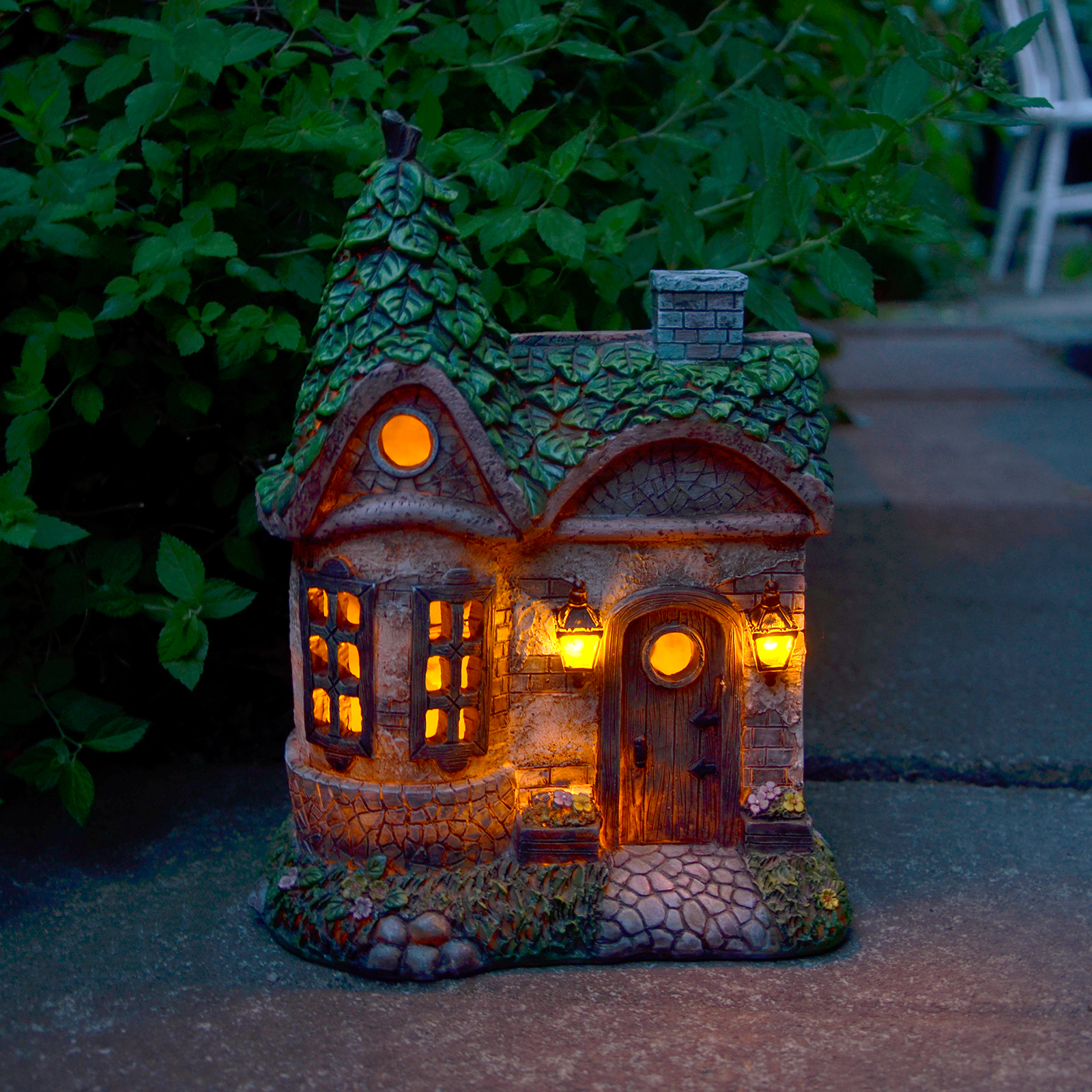 Solar Powered Tree House Led Garden Ornament Patio Outdoor Decoration