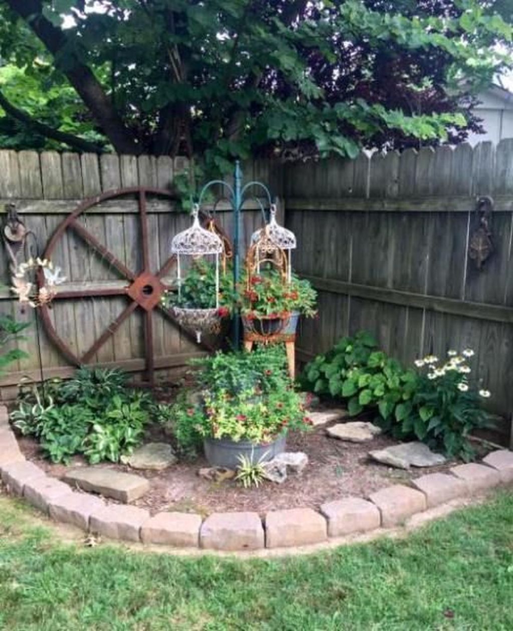 Fresh And Beautiful Front Yard Flowers Garden Landscaping Ideas
