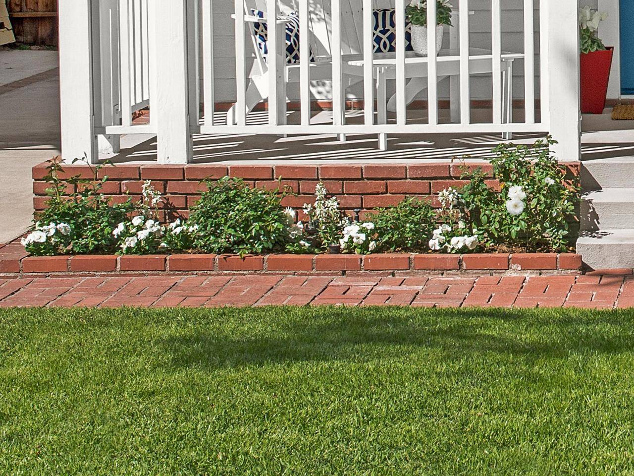 Creative Cheap Garden Edging Ideas