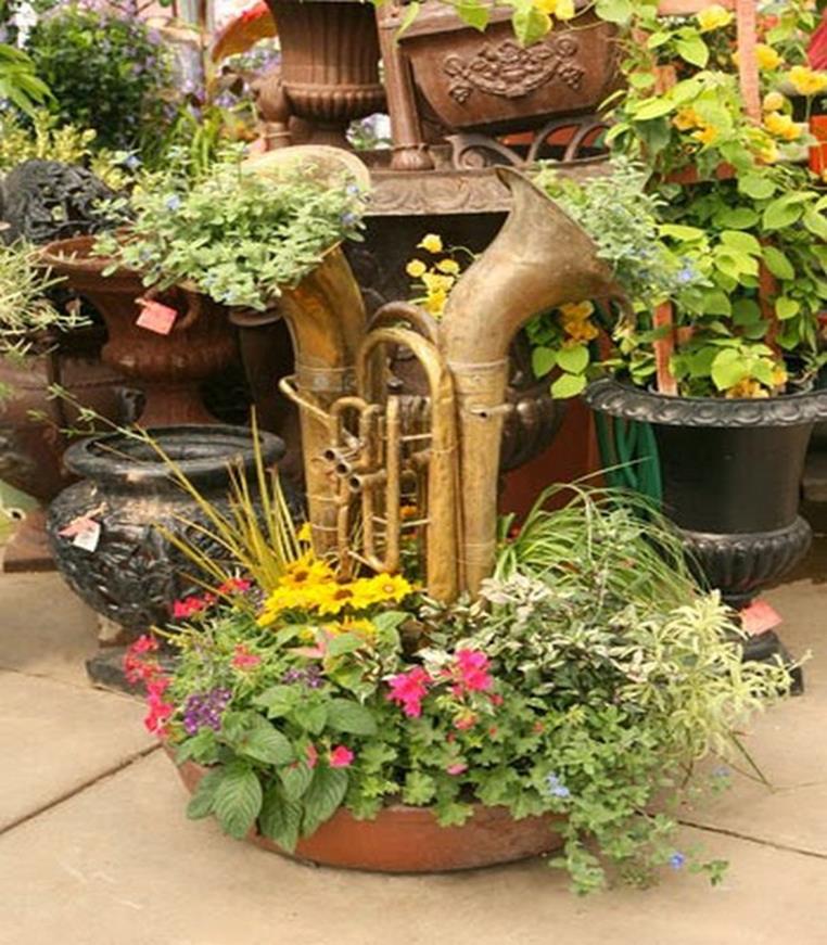 Upcycled Garden Decorating Ideas Decorelated