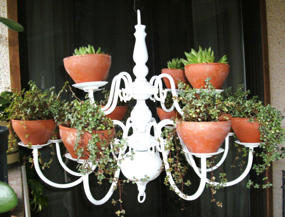 Stylish Garden Chandelier Ideas