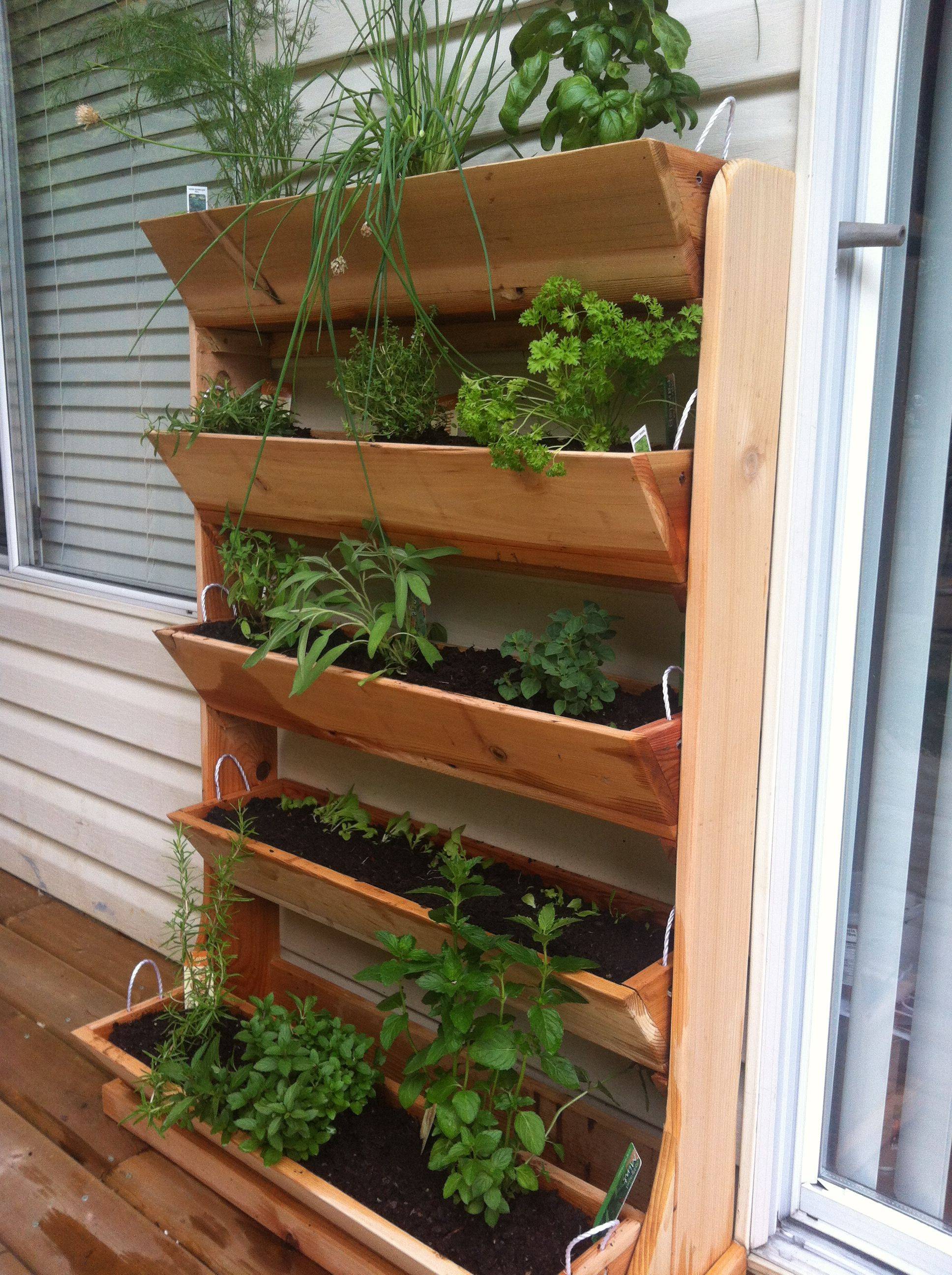 Diy Deck Organic Herb Garden