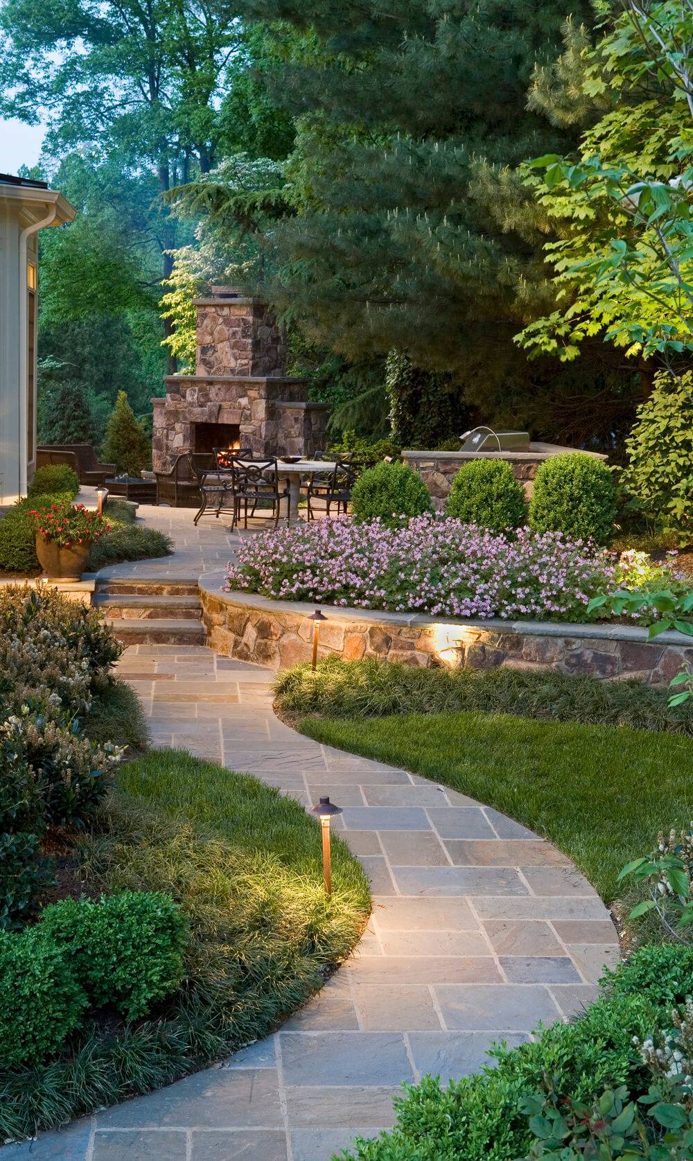 Beautiful Backyard Garden Path