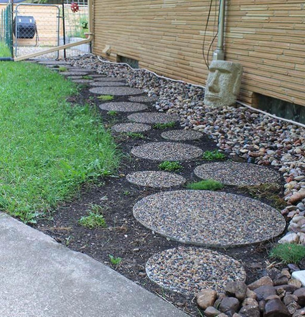 Nice Garden Stepping Stone Design Ideas