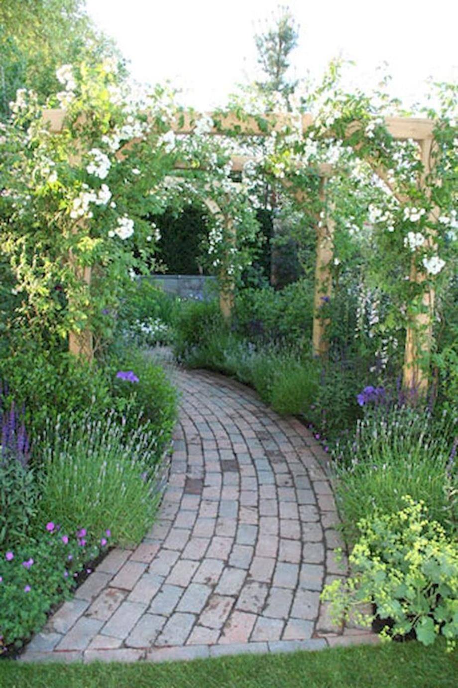 Beautiful Backyard Garden Path