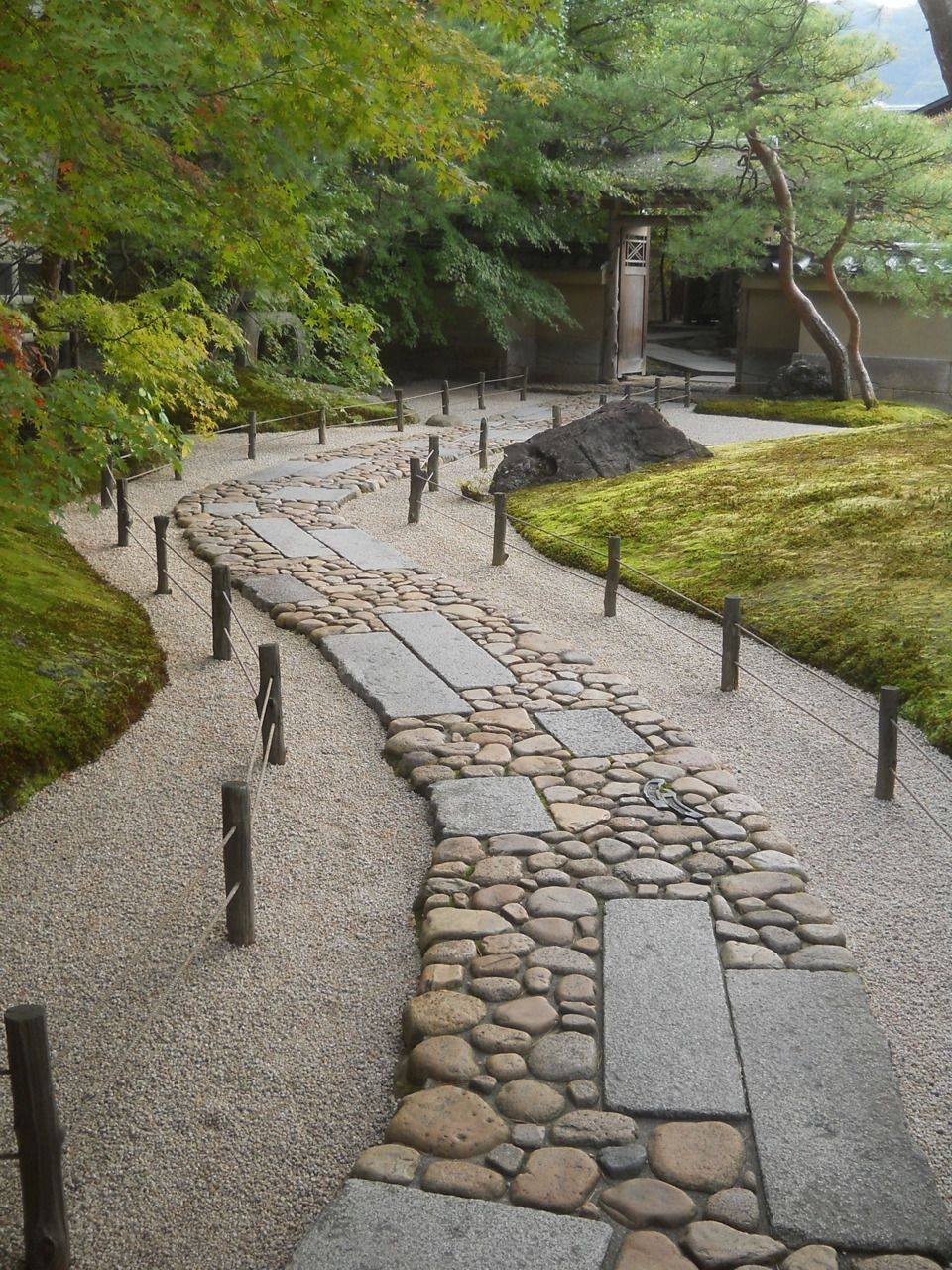 Cheap And Practical Garden Path