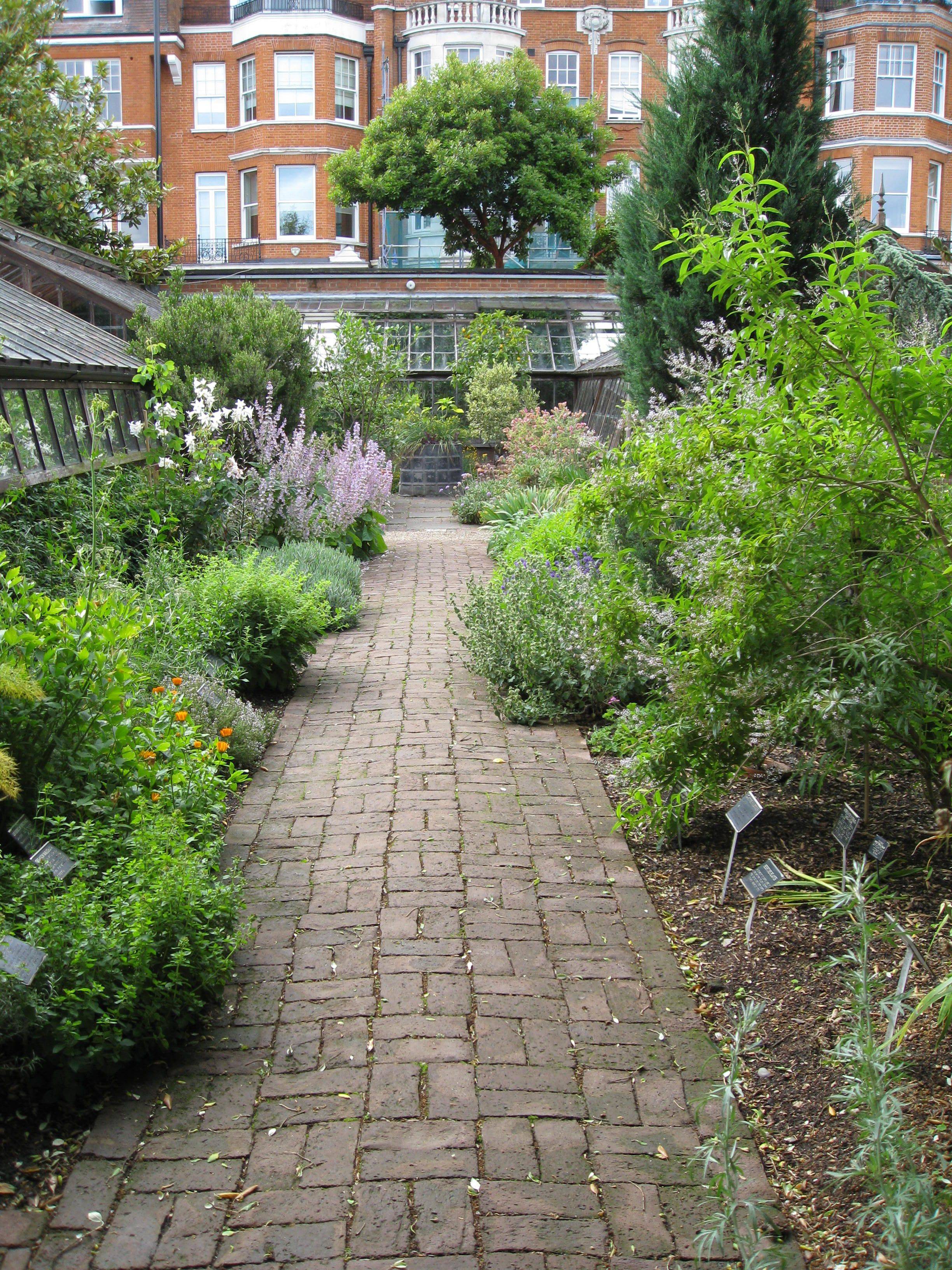 Sissinghurst Pathway Landscaping