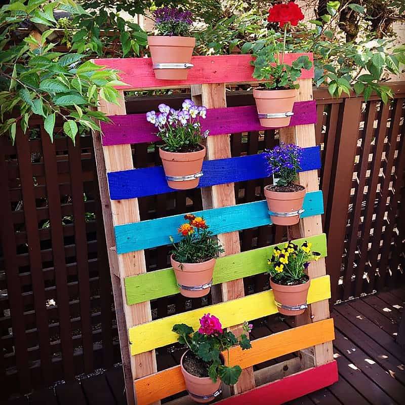 Spectacular Recycled Wood Pallet Garden Ideas