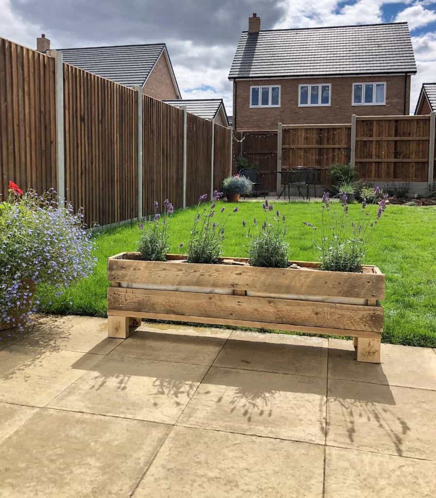 Pin By Estrenocasa On Pallets Pallet Projects Garden Pallet Garden