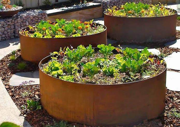 Best Amazing Beautiful Round Raised Garden Bed Ideas