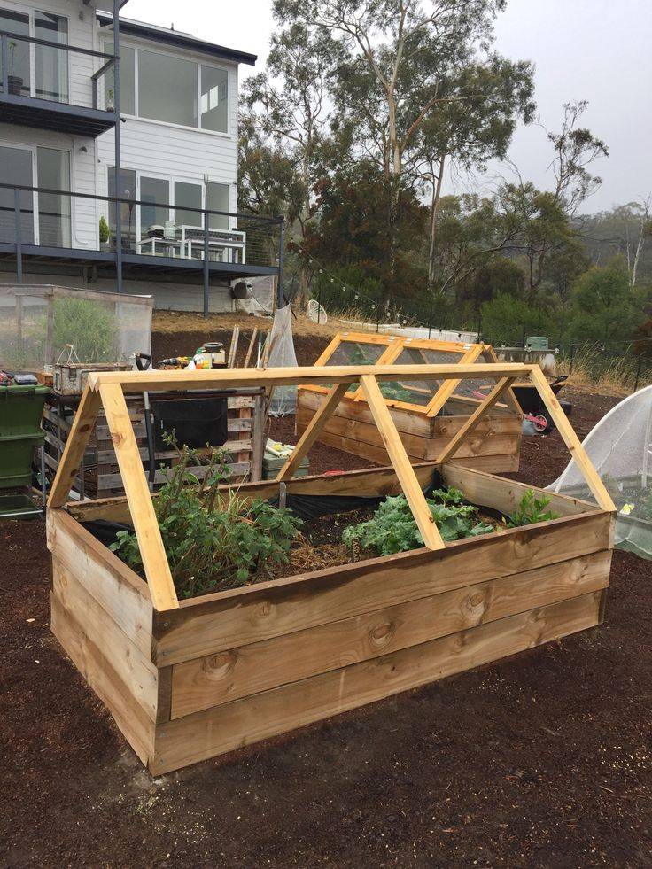 A Raised Garden Bed Cover