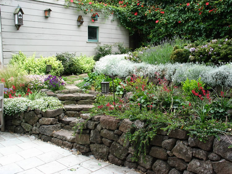 Arts And Crafts Garden
