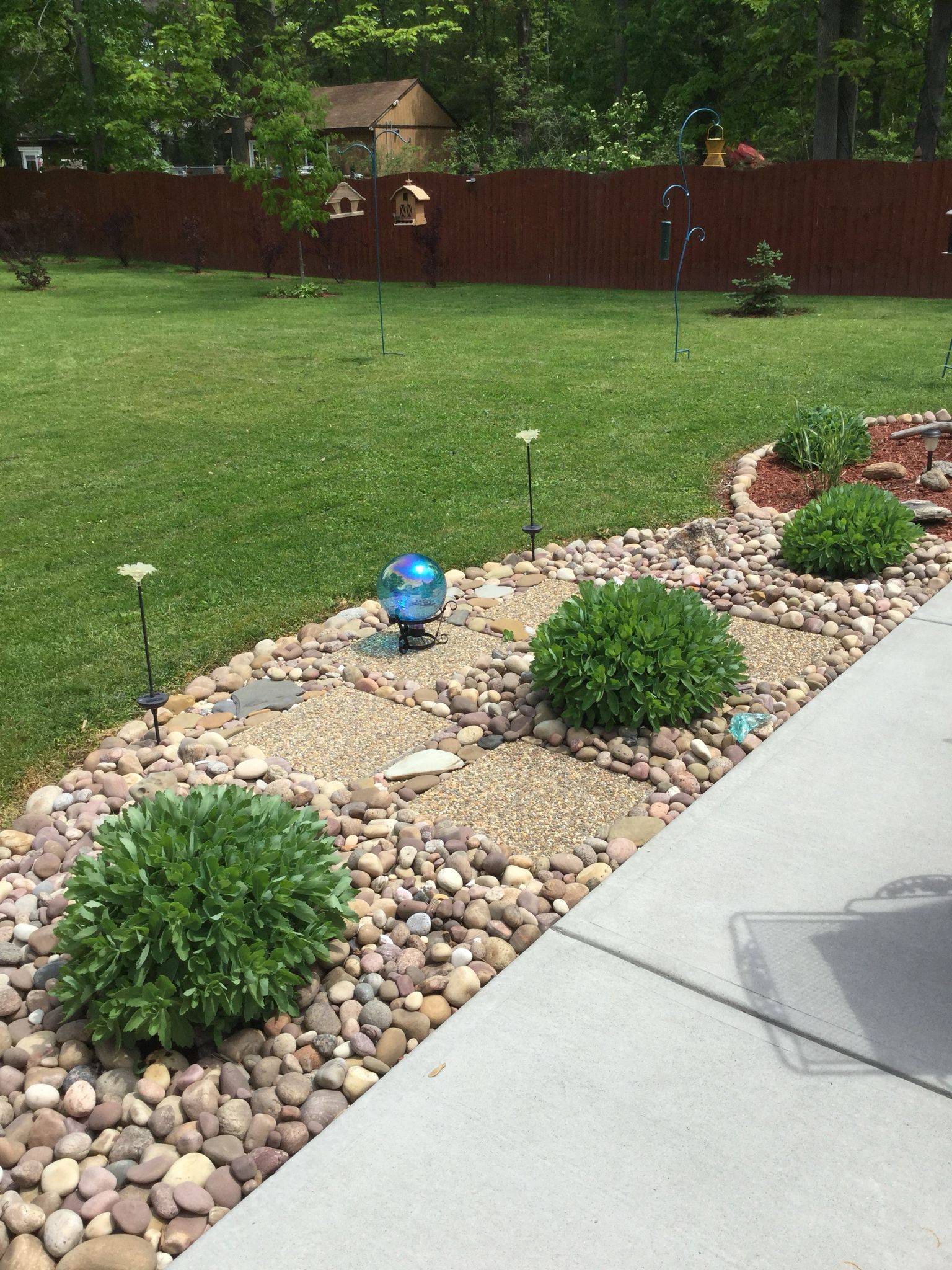 Best Simple Rock Walkway Ideas