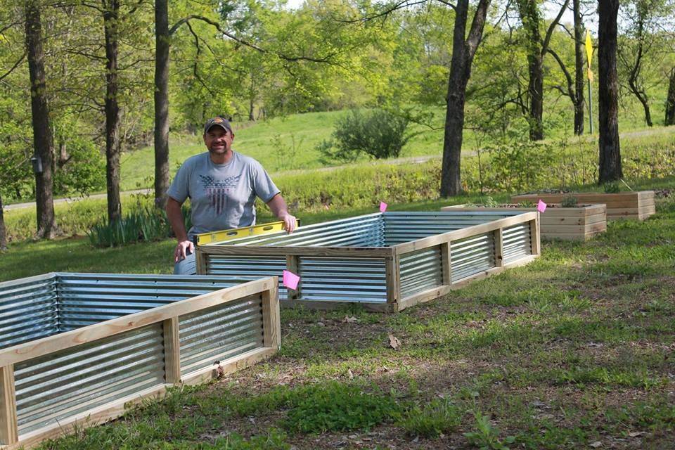 A Raised Metal Garden Bed Metal Garden Beds