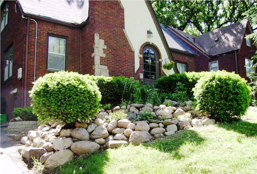 Stunning Small Garden Design Blend Lovable Rooftop Gardening Beautiful